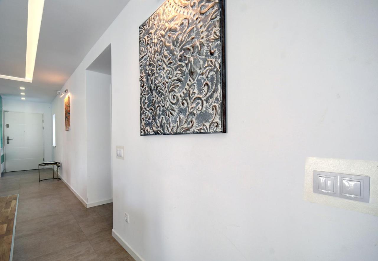 Westminster Puerto Banus Marina Apartment Marbella Exterior photo